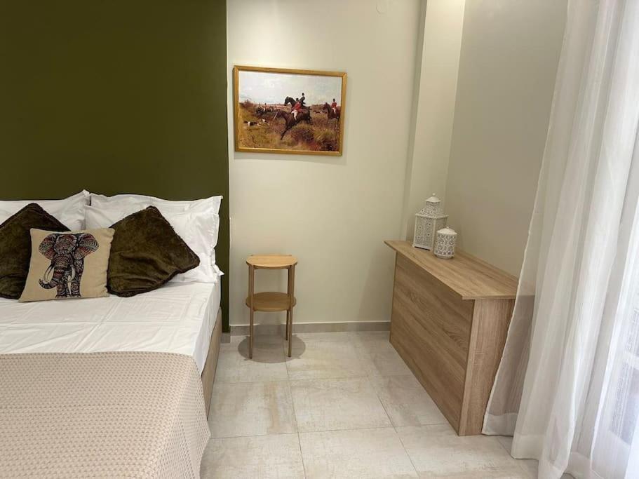 Eclectic Apartment Near Downtown Heraklion  Ngoại thất bức ảnh
