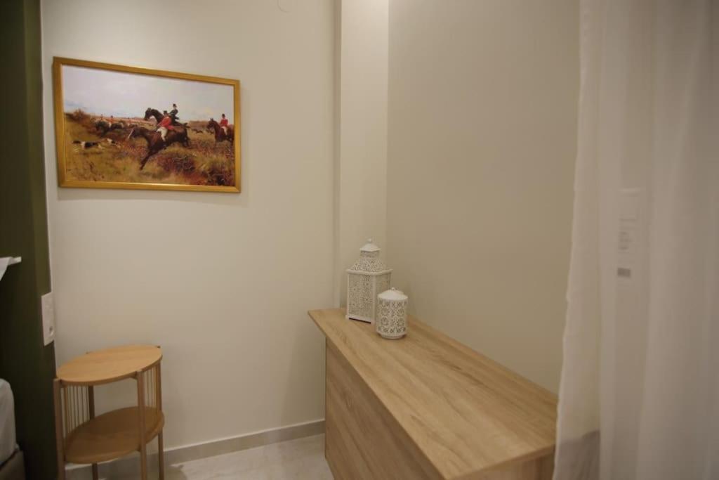 Eclectic Apartment Near Downtown Heraklion  Ngoại thất bức ảnh