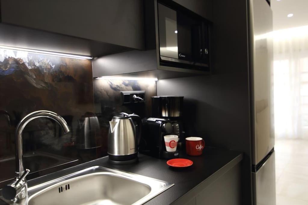 Eclectic Apartment Near Downtown Heraklion  Ngoại thất bức ảnh