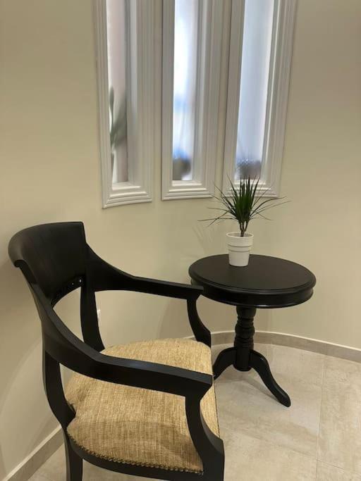 Eclectic Apartment Near Downtown Heraklion  Ngoại thất bức ảnh