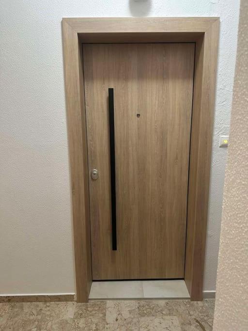 Eclectic Apartment Near Downtown Heraklion  Ngoại thất bức ảnh
