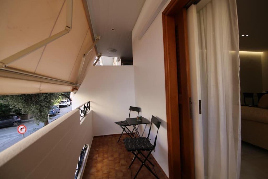Eclectic Apartment Near Downtown Heraklion  Ngoại thất bức ảnh